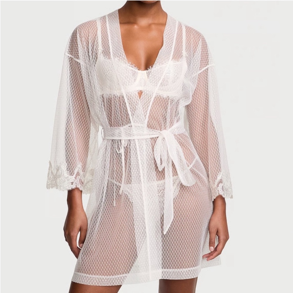Victoria's Secret White Sheer Lace Bridal Honeymoon Robe - XS/S